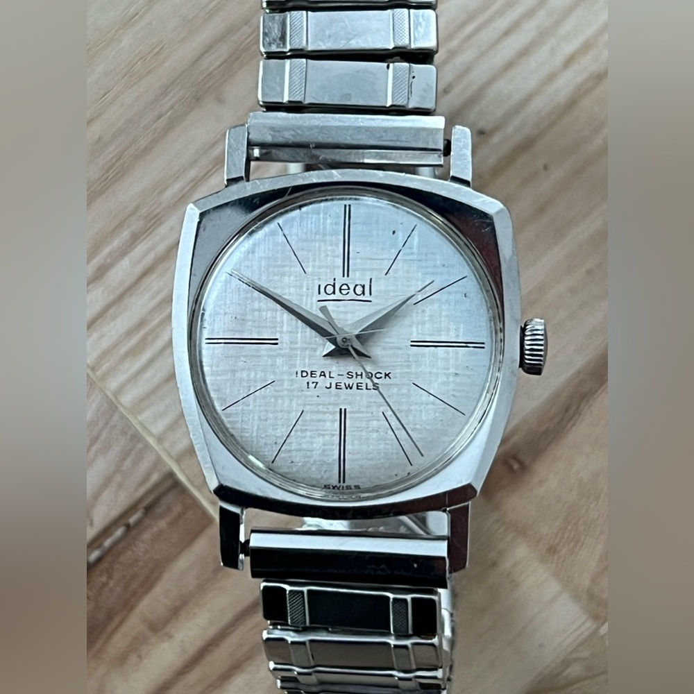 Ideal Rare Vintage Ideal-Shock 17 Jewels Mechanical Winding Watch Stainless Dial